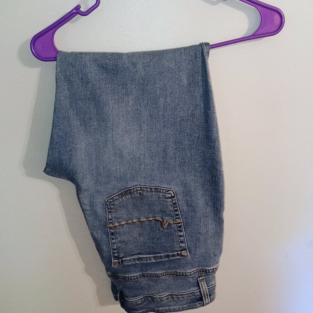 Maurices boyfriend style Light blue size 14 regular Jeans